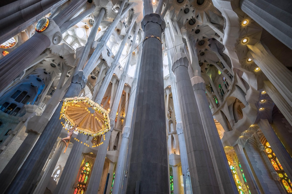 ガウディ建築の外部写真