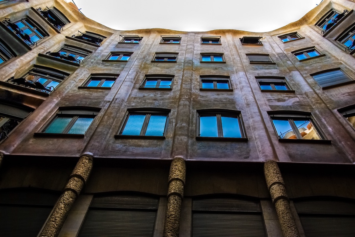 arquitetura gaudi e seu contexto histórico